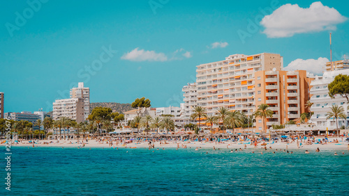 Sommerlicher Strand Mallorca photo