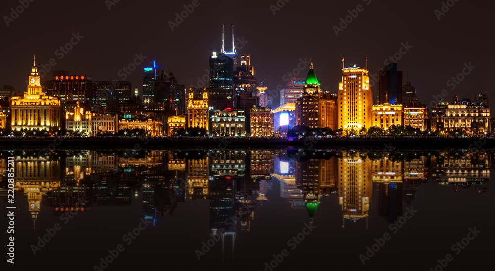 Fototapeta premium The Vaitan embankment. Panoramic view from Pudong
