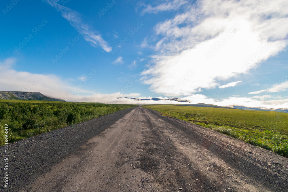 Fototapeta premium The Dempster Highway North Of The Arctic Circle, Yukon, Canada