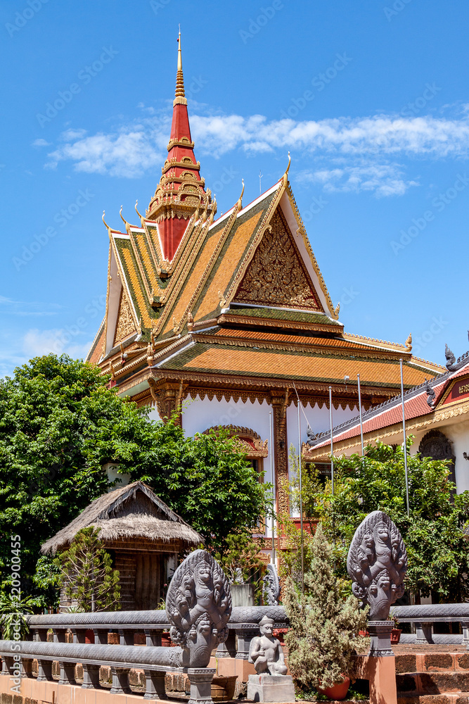 Naklejka premium Cambodian temple