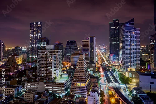 Obraz światło nocne gród panoramę miasta w metropolii