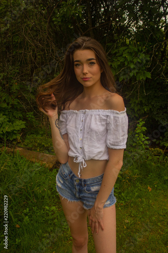 millennial lifestyle summer Jean shorts