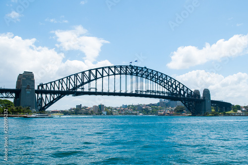 Sydney Harbour Bridge © Madis