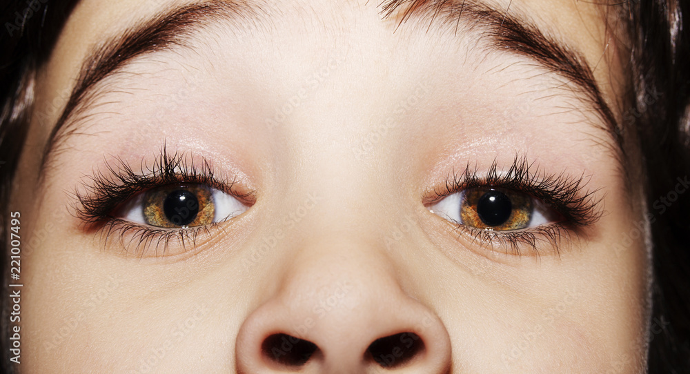 Naklejka premium A beautiful insightful look boy's eye. Close up shot.