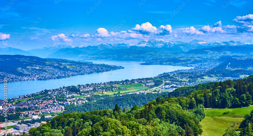 Εκτύπωση καμβά Panoramic view over Lake of Zurich in Switzerland / Alps in the background