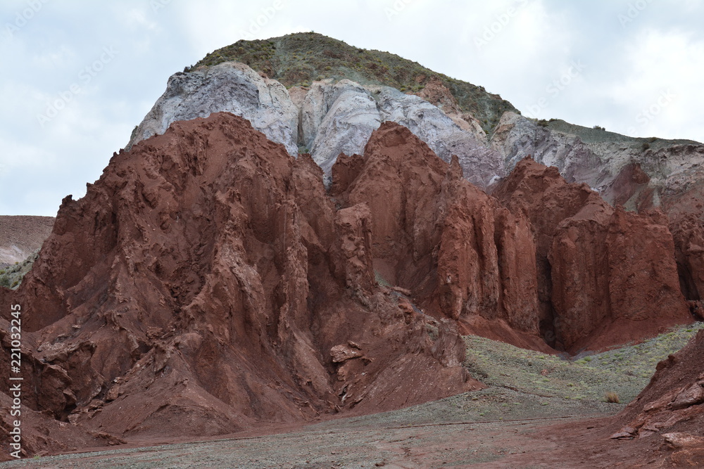 Vallée Arc en Ciel, Atacama, Chili - Rainbow Valley, Atacama Chile Vallée Arc en Ciel, Atacama, Chili - Rainbow Valley, Atacama Chile
