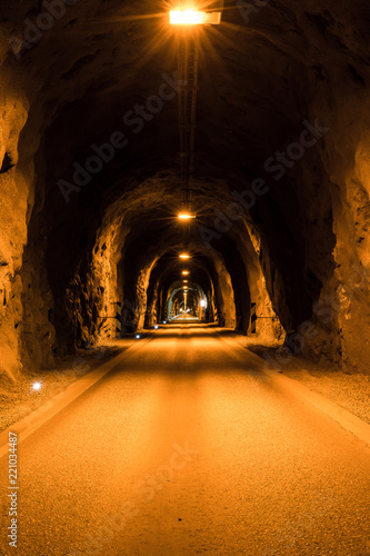 Blick in einen Tunnel, Island