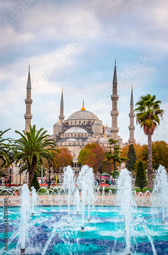 Photography The Blue Mosque, (Sultanahmet Camii) in sunset, Istanbul, Turkey.