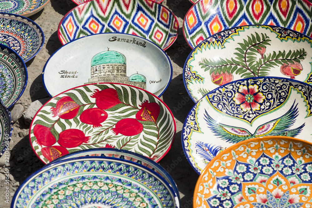 Plates and pots on a street Chorsu bazaar in the city of Tashkent, Uzbekistan.