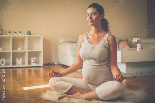 Future mother exercise yoga.