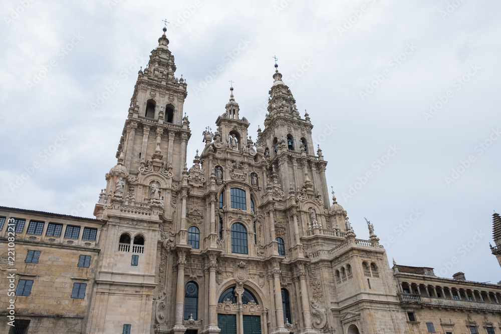Fachada del Obradoiro en la Catedral de Santiago de Compostela. Despues de la limpieza y restauración de 2018.