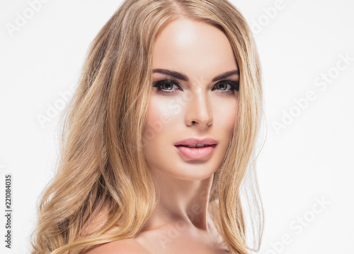 Beautiful blonde hair woman with beauty eyes and lips