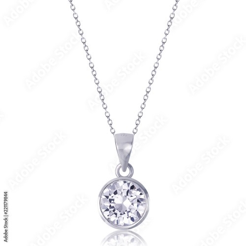 Fotografija diamond heart pendant with necklace on white background.