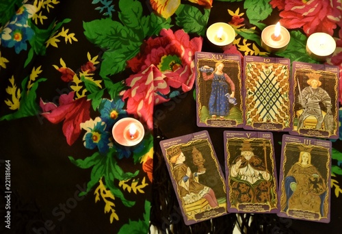 Canvastavla tarot divination