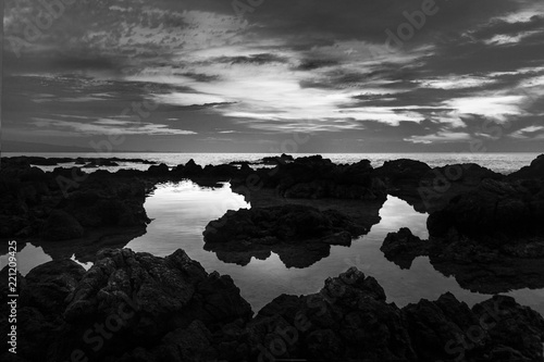 Hawaii Sunset Black and White
