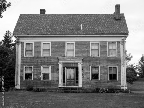 Fototapeta Naklejka Na Ścianę i Meble -  New England Homes 