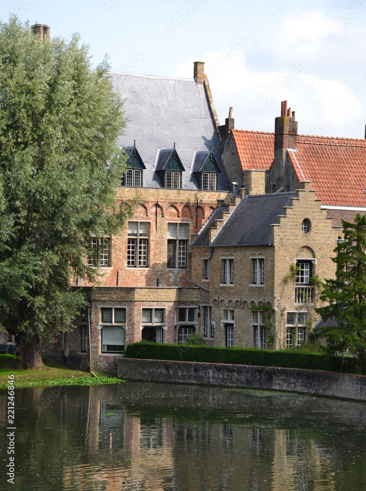Fototapeta premium Buildings in historical city center of Brugge, Belgium