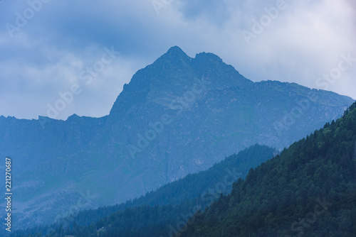 Fototapeta Naklejka Na Ścianę i Meble -  Mountain Peak on a overcast day