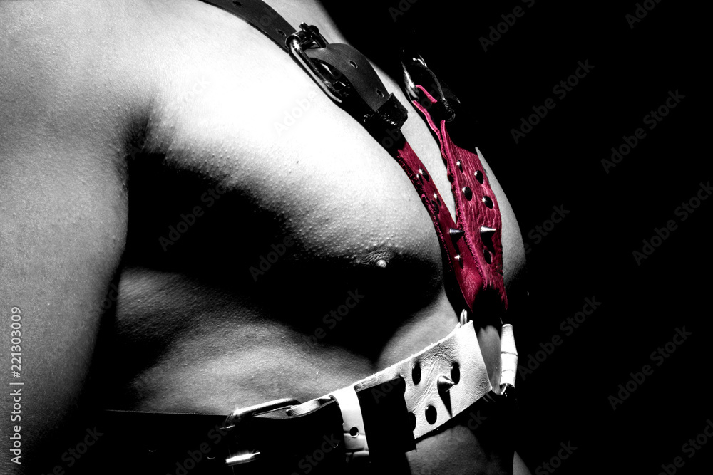 Foto Man harness with spikes