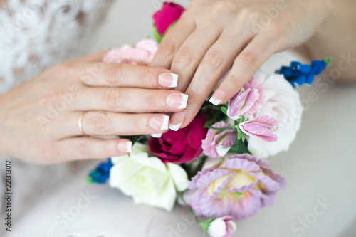 Manicure on a bouquet. Wedding manicure. Manicure shellac Wedding details