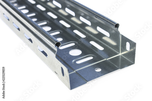 Metal cable tray