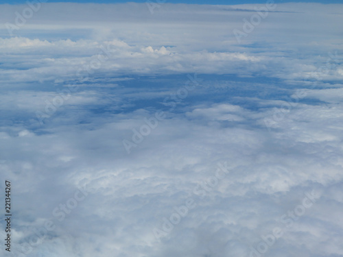 Fototapeta Naklejka Na Ścianę i Meble -  dans les nuages 
