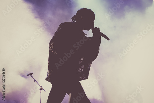 Silhouette of an unregnizable singer