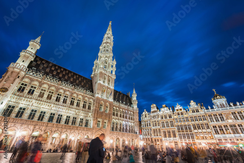 Night view of the famous Grand Place