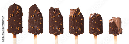 Canvas Print Set of diffrent ice creams on stages of eatings isolated on white background