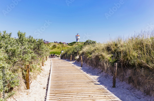 Strandweg mit Blick zum Wasserturm