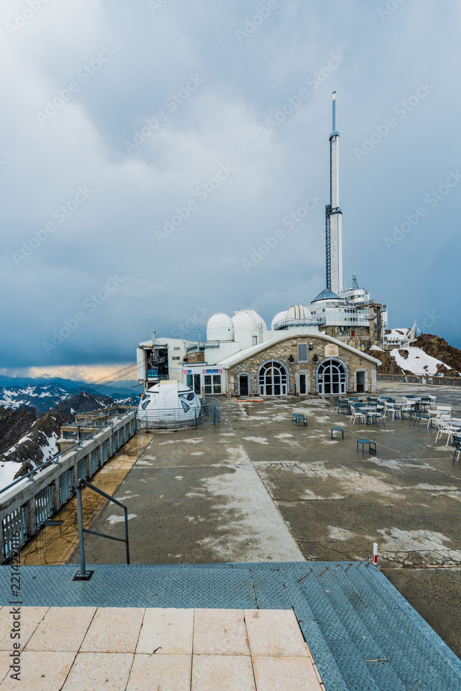 Fototapeta premium Pic du Midi terrace, France