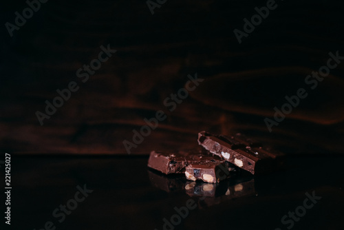 Fototapeta Naklejka Na Ścianę i Meble -  Chocolate with nuts