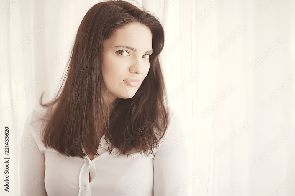 glamorous girl long hair large lips / concept beauty and fashion, young modern girl, bright fashionable appearance style. glamorous girl long hair large lips / concept beauty and fashion, young modern girl, bright fashionable appearance style.