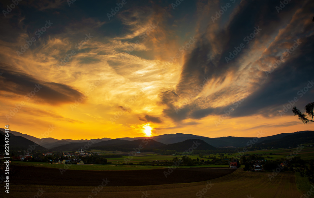 Fototapeta premium Sonnenuntergang Landschaft 