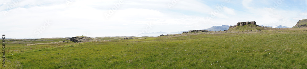 Fototapeta premium Landschaft in den Ostfjorden – Island 