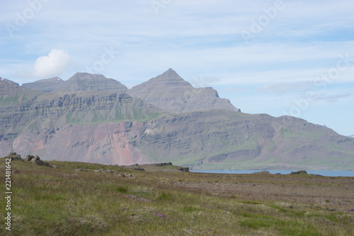 Landschaft bei Djúpivogur / Ostfjorde – Island photo