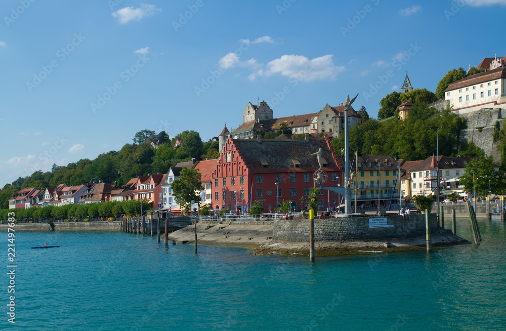 Fototapeta premium Blick auf Meersburg am Bodensee