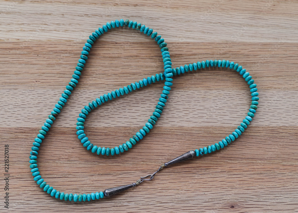 Obraz premium Turquoise small bead necklace