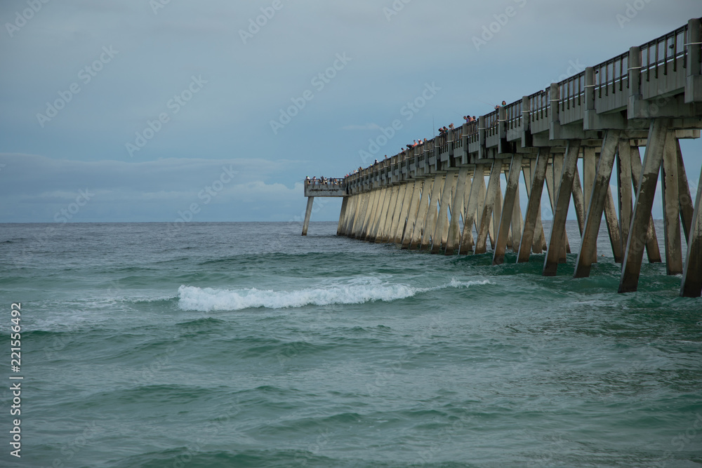 Pier Waves