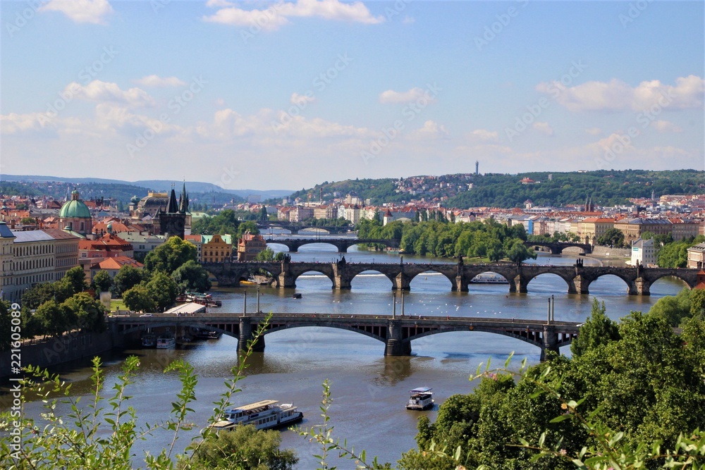 Blick über Prag, Moldau, Brücken