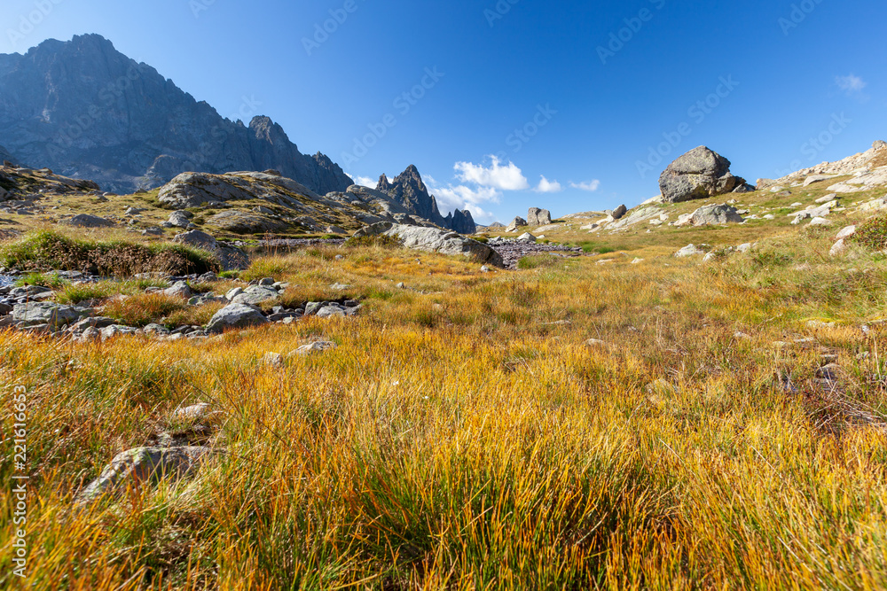 Vue d'un vallon dans le Mercantour