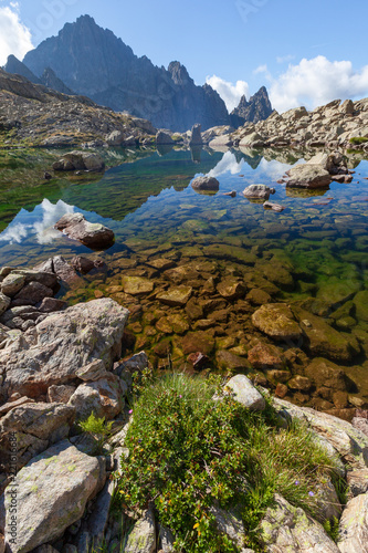 Obraz na płótnie Vue du lac Balaour dans le Mercantour w salonie