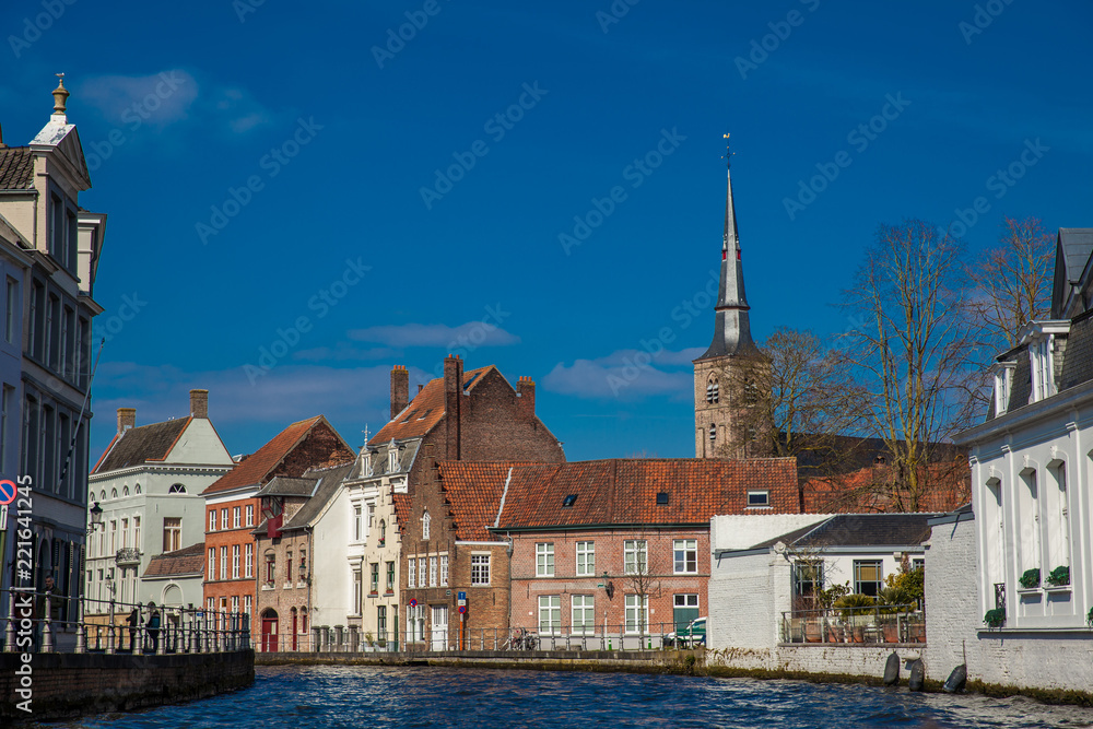 Fototapeta premium Canals of the historical and beautiful Bruges town in Belgium