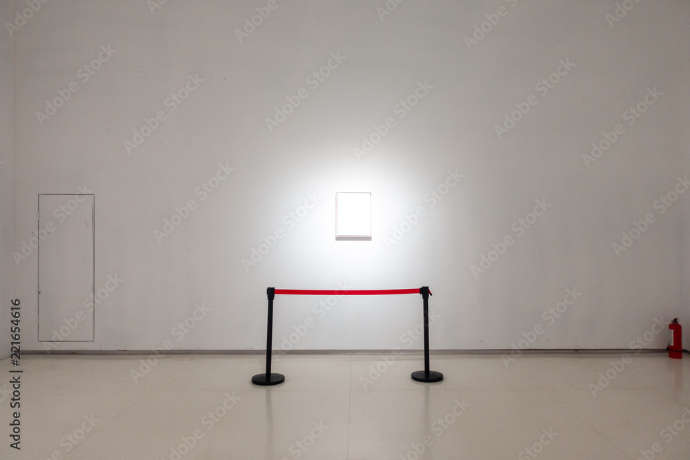 Naklejka premium Art Gallery Museum Blank Frame Exhibition White Clipping Path Isolated