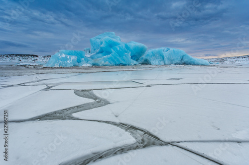 Famous Fjallsarlon glacier ...