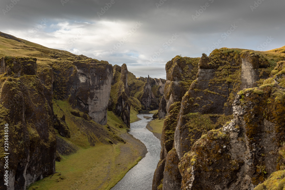 Fjaðrárgljúfur Canyon