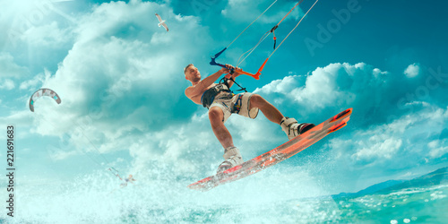 Kitesurfing © VIAR PRO studio