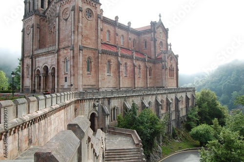 CATEDRAL DE COVADONGA