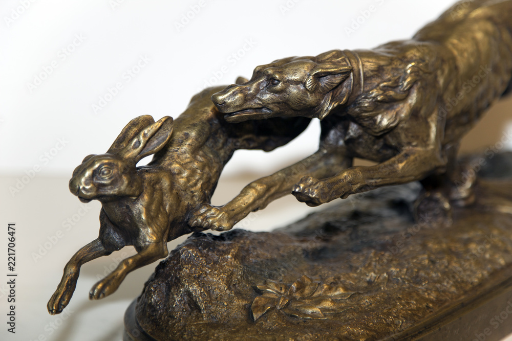 Фигуры из бронзы / Figures in bronze Фигуры из бронзы / Figures in bronze