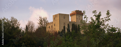 Hofgut auf einem Hügel in Greve in Chianti photo